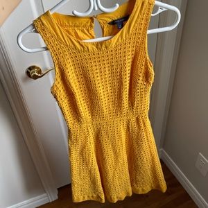 Nice yellow dress Tommy Hilfiger size 0